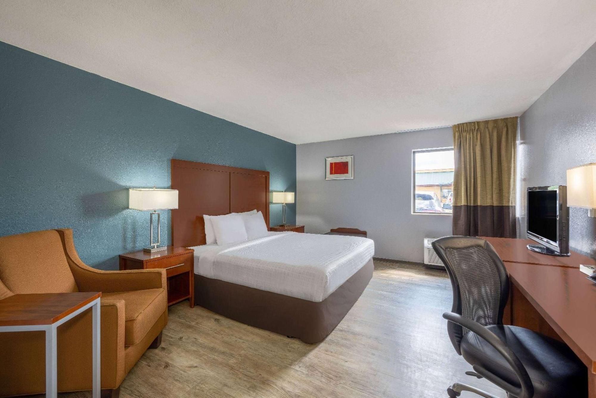 Travelodge By Wyndham Brooklyn Center Exteriér fotografie